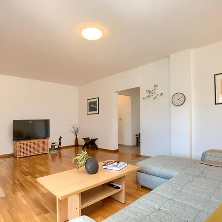 Park I Comfort Near Everything Apartamento Pula